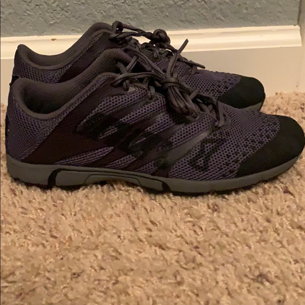 Women’s innovate athletic shoes